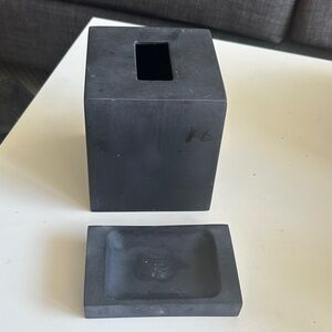 Waterworks Black Cube Tissue Cover with Matching Soap Dish
